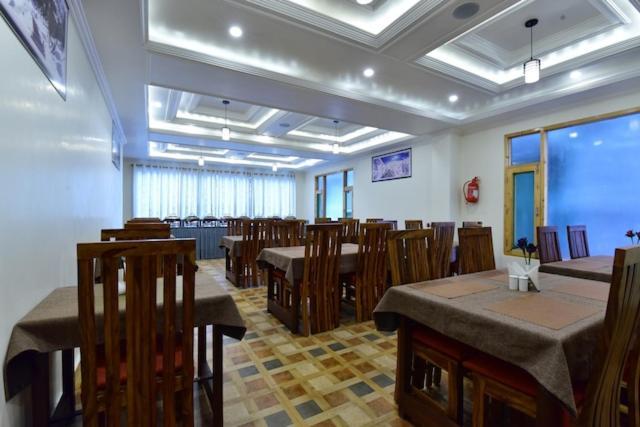 Hotel Bodh International Manāli Екстериор снимка