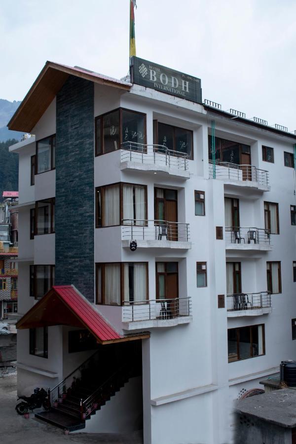 Hotel Bodh International Manāli Екстериор снимка