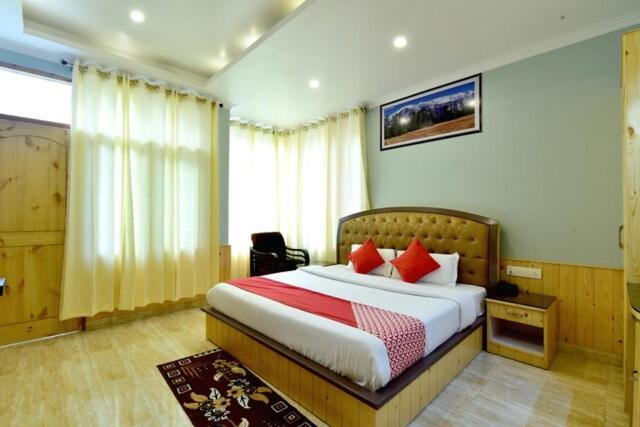 Hotel Bodh International Manāli Екстериор снимка